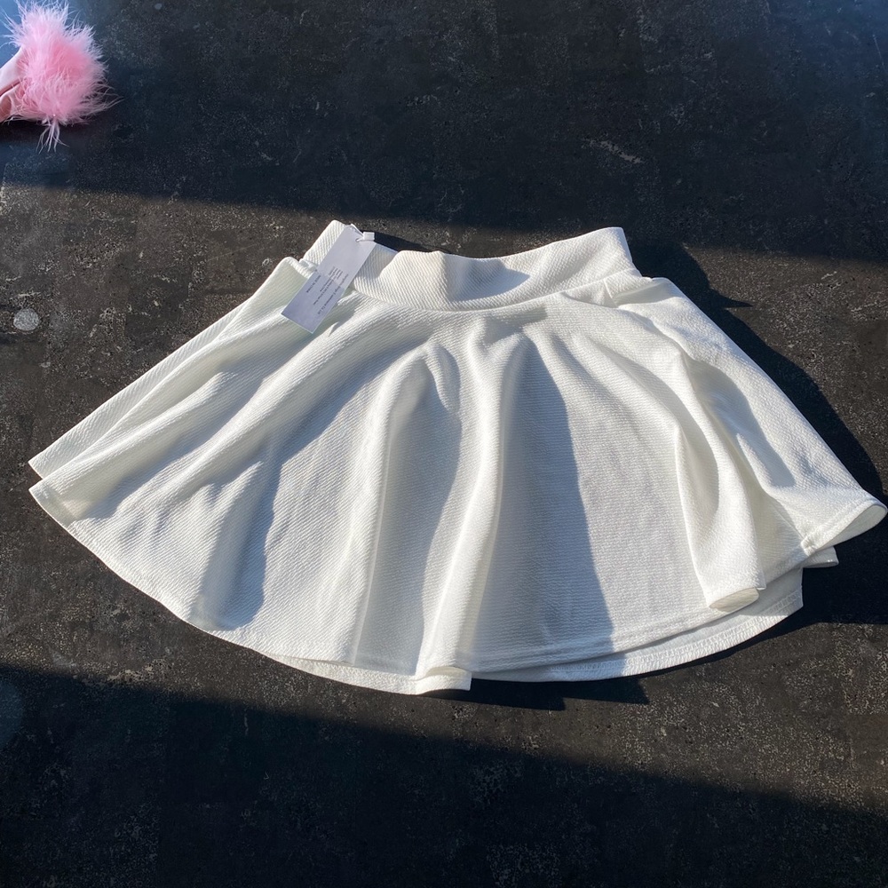 White Tennis/skater skirt